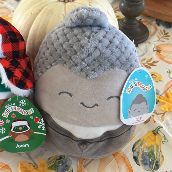 * Christmas gift idea* 2 new Squishmallows - Picture 3 of 3